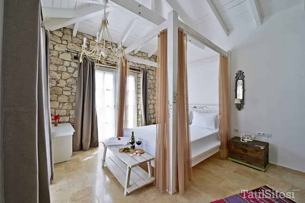 Bay C Boutique Hotel